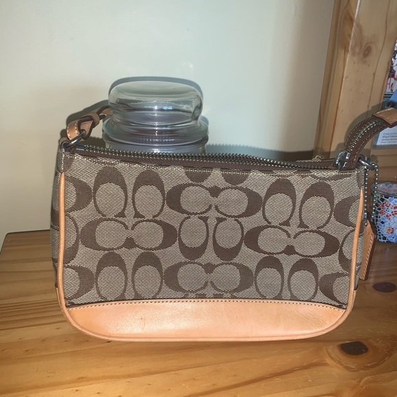 Vintage Coach purse 👜 - Picture 1 of 6
